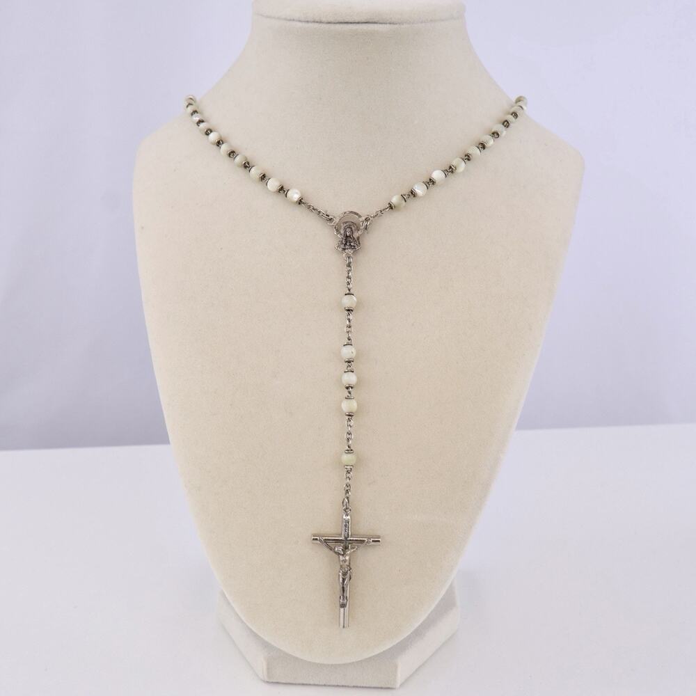 Vintage Catholic Rosary White Beads Italy Crucifix Mary Jesus Medal - Picture 2 of 8